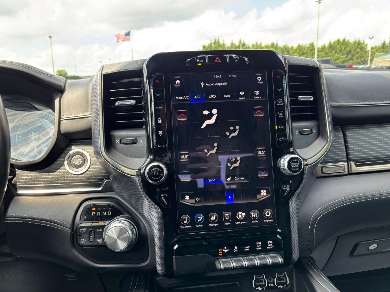 DODGE RAM 1500 CREW LIMITED