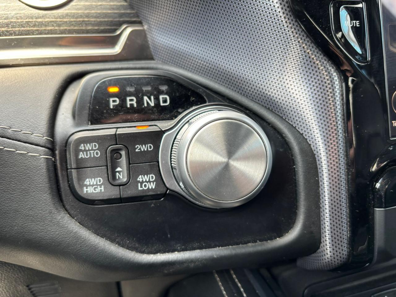 DODGE RAM 1500 CREW LIMITED