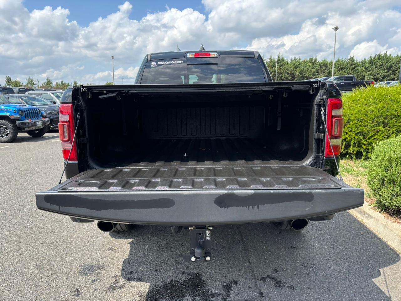 DODGE RAM 1500 CREW LIMITED