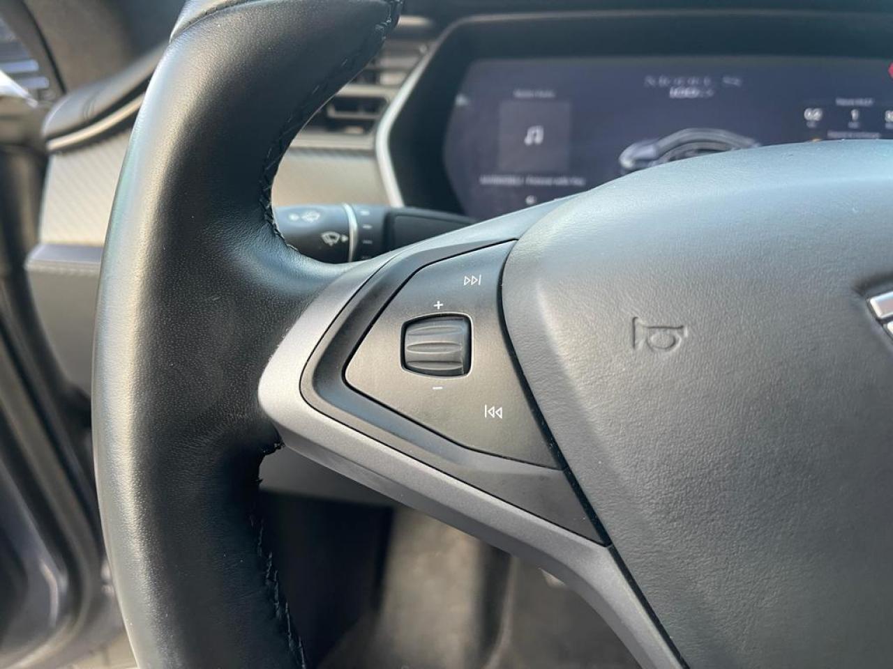 TESLA MODEL S P100DL Ludicrous Performance