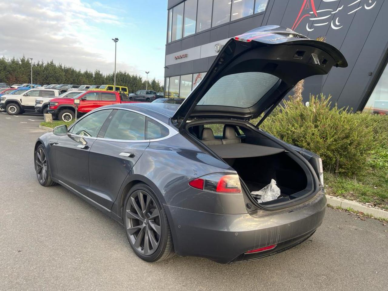 TESLA MODEL S P100DL Ludicrous Performance