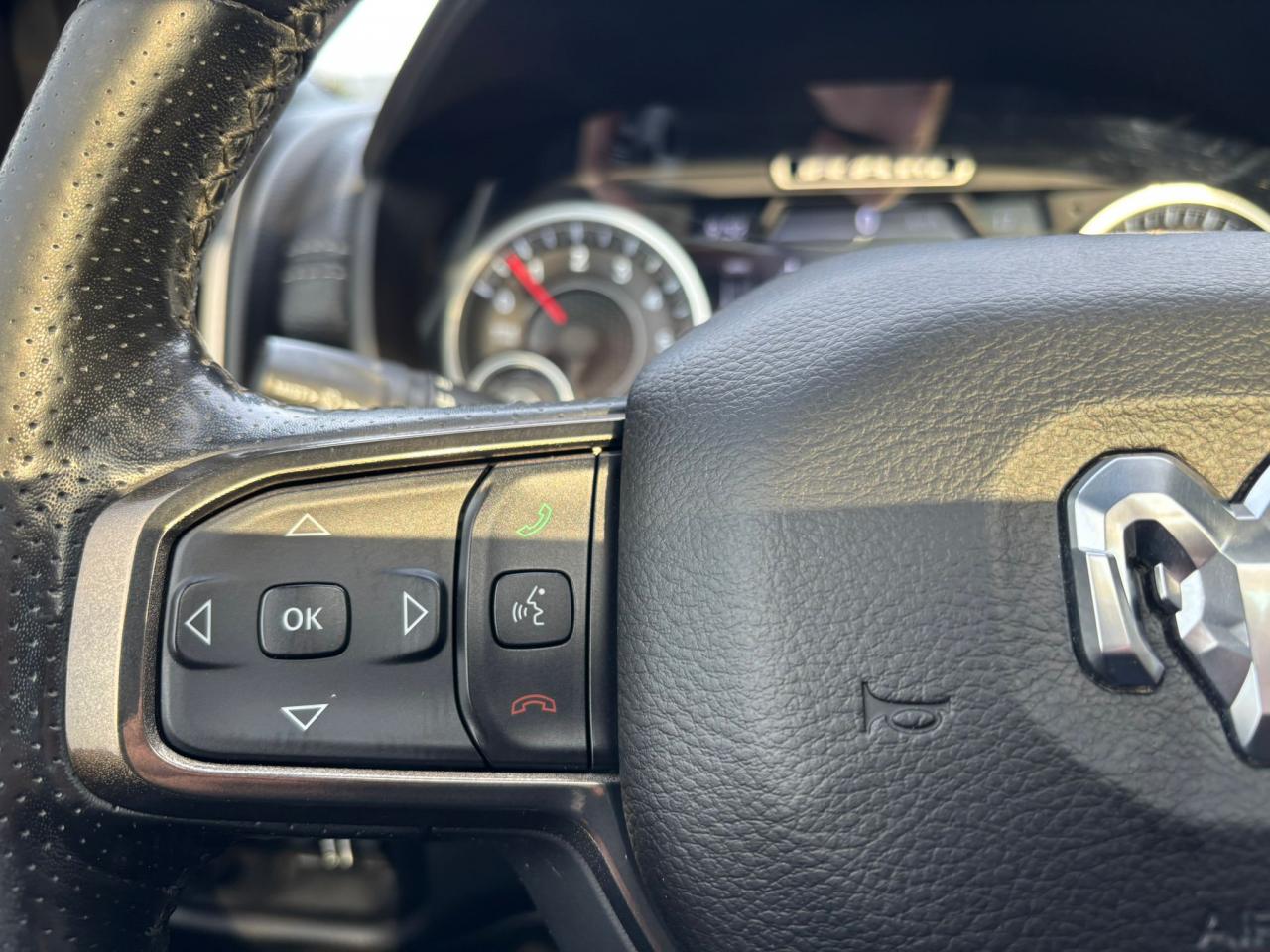 DODGE RAM 1500 CREW SPORT AIR V8 5.7L HEMI