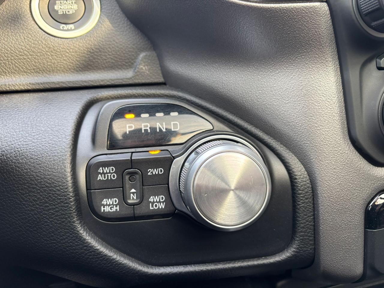 DODGE RAM 1500 CREW SPORT AIR V8 5.7L HEMI