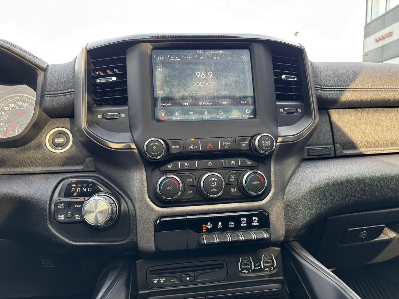 DODGE RAM 1500 CREW SPORT AIR V8 5.7L HEMI