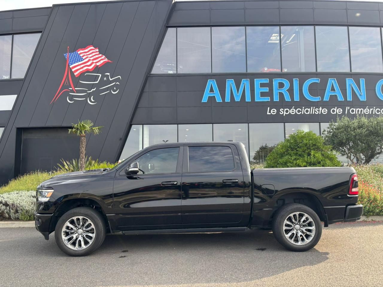 DODGE RAM 1500 CREW SPORT AIR V8 5.7L HEMI