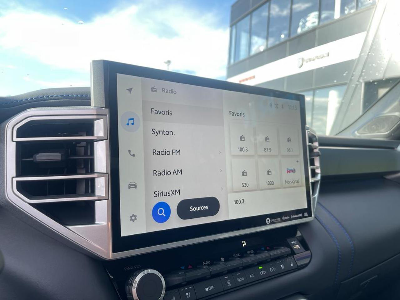 TOYOTA TUNDRA Crewmax PLATINUM