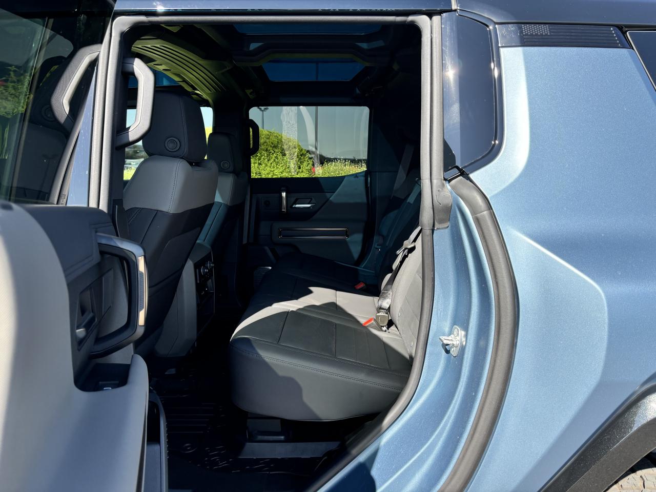 HUMMER H1 EV 3X OMEGA LIMITED EDITION SUV e4WD