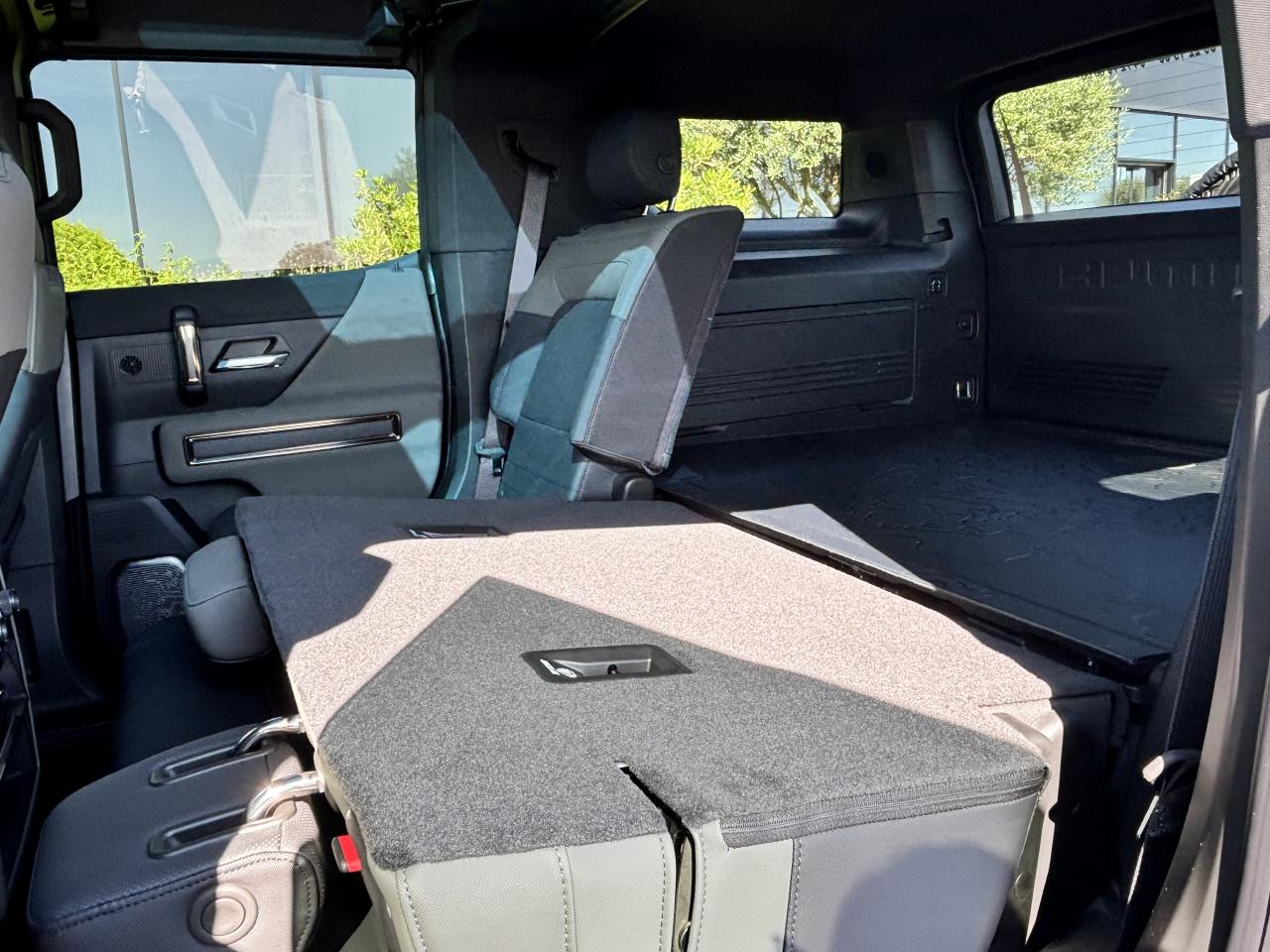 HUMMER H1 EV 3X OMEGA LIMITED EDITION SUV e4WD