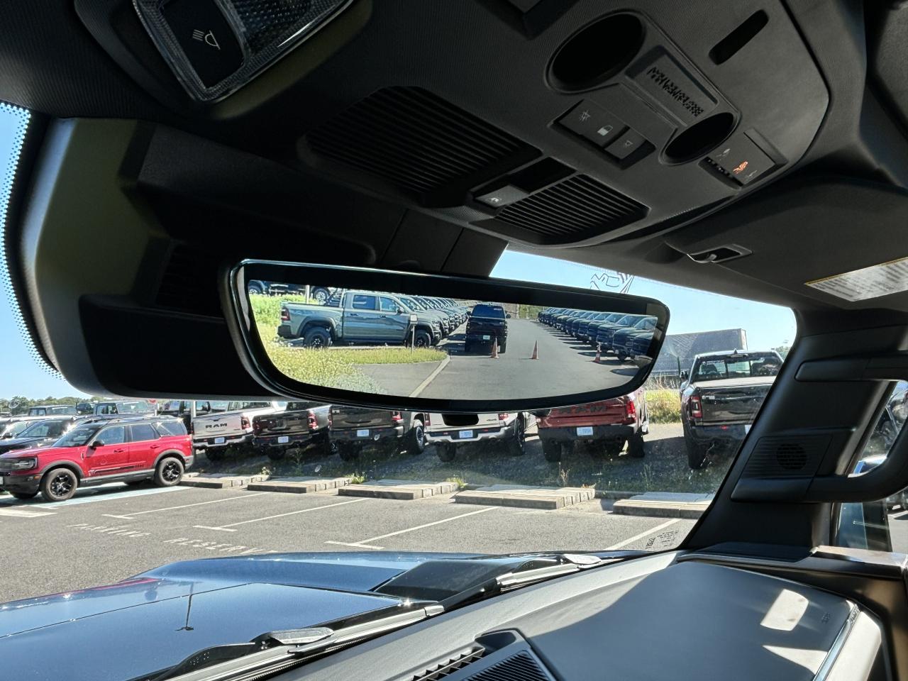 HUMMER H1 EV 3X OMEGA LIMITED EDITION SUV e4WD