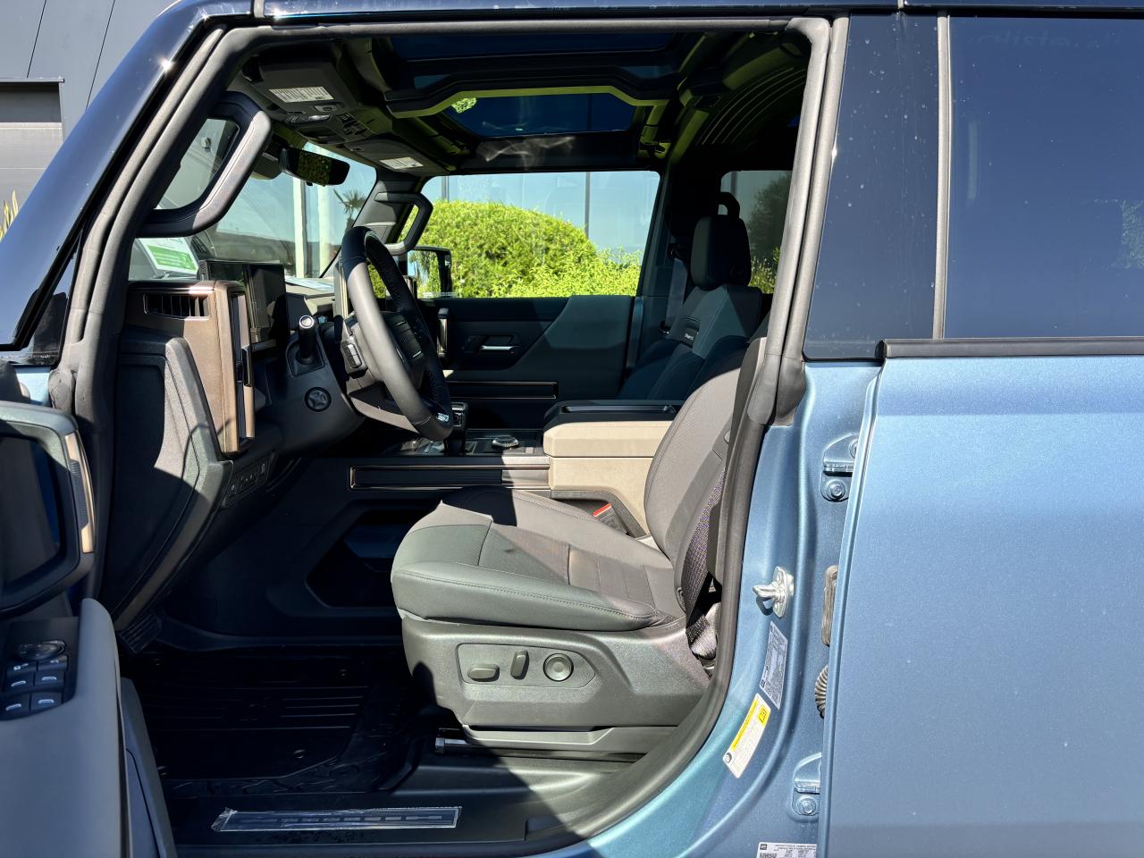 HUMMER H1 EV 3X OMEGA LIMITED EDITION SUV e4WD