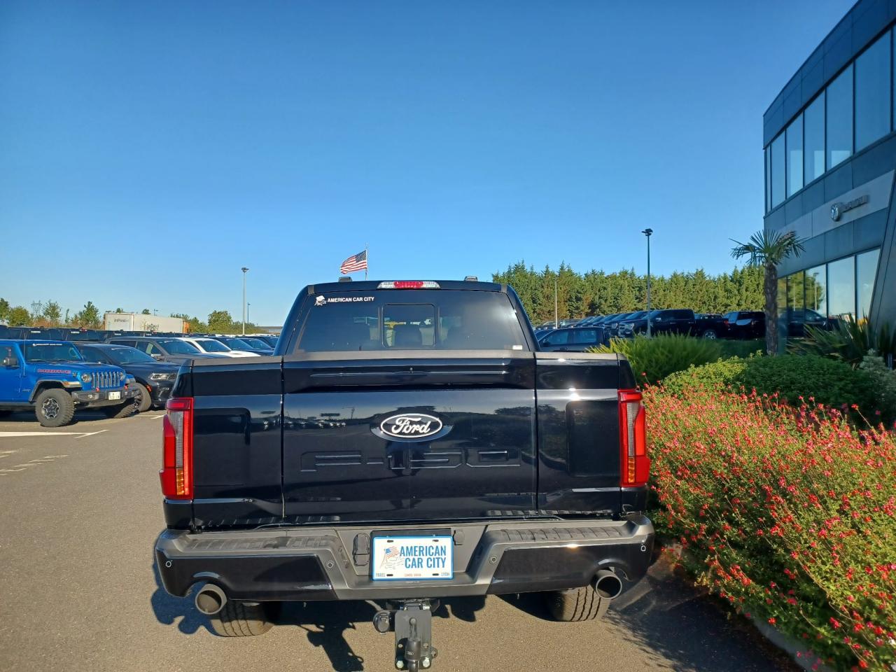 FORD F150 Supercrew LARIAT Black Package V8 5.0L