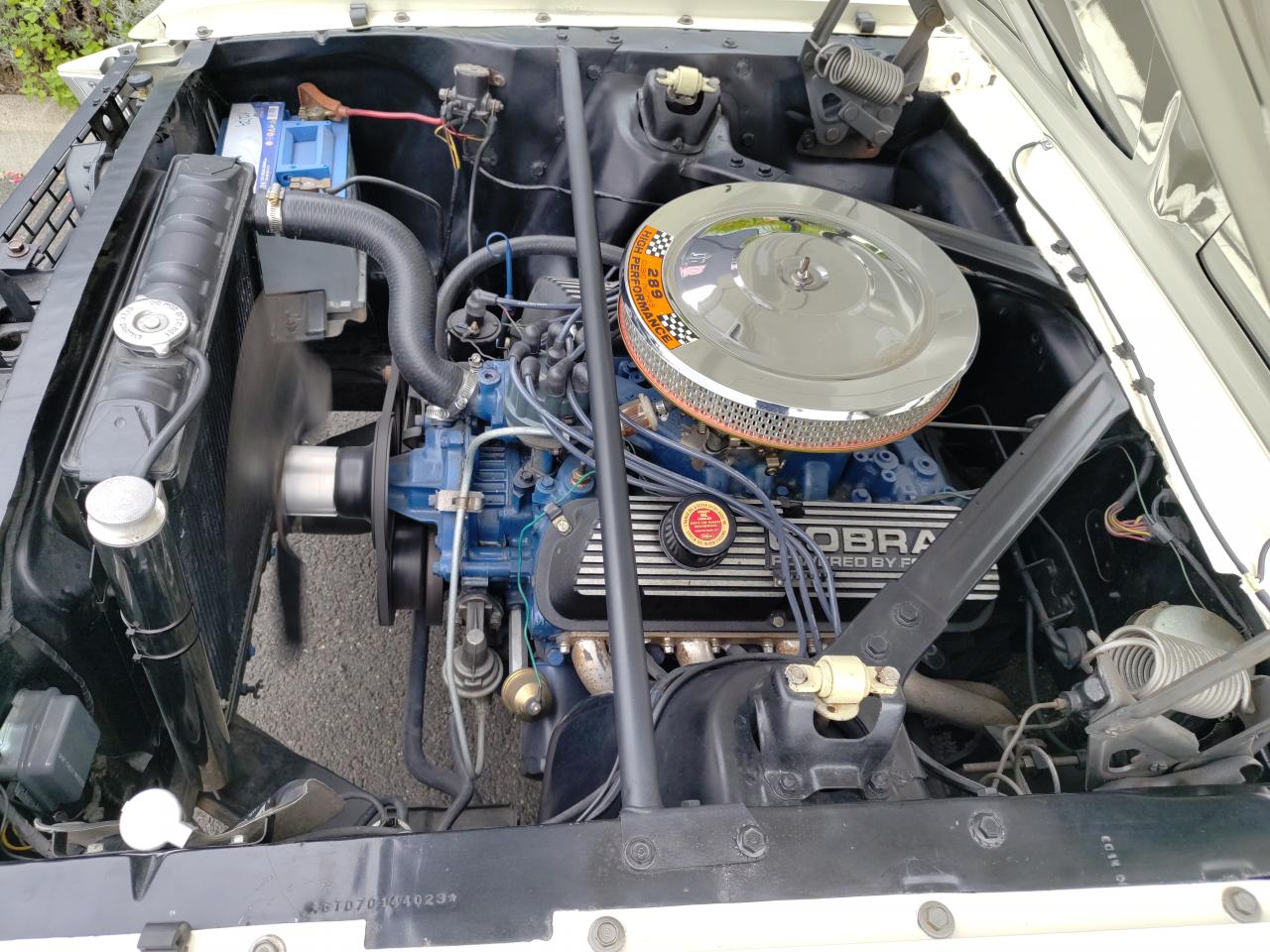 FORD MUSTANG V8 4.7 Litres, boite méca 4