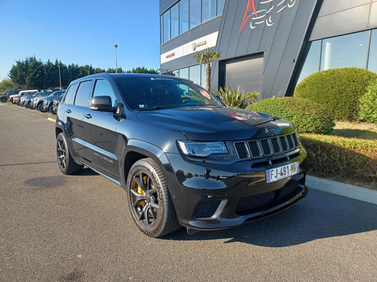 JEEP GRAND CHEROKEE TRACKHAWK v8 6.2L