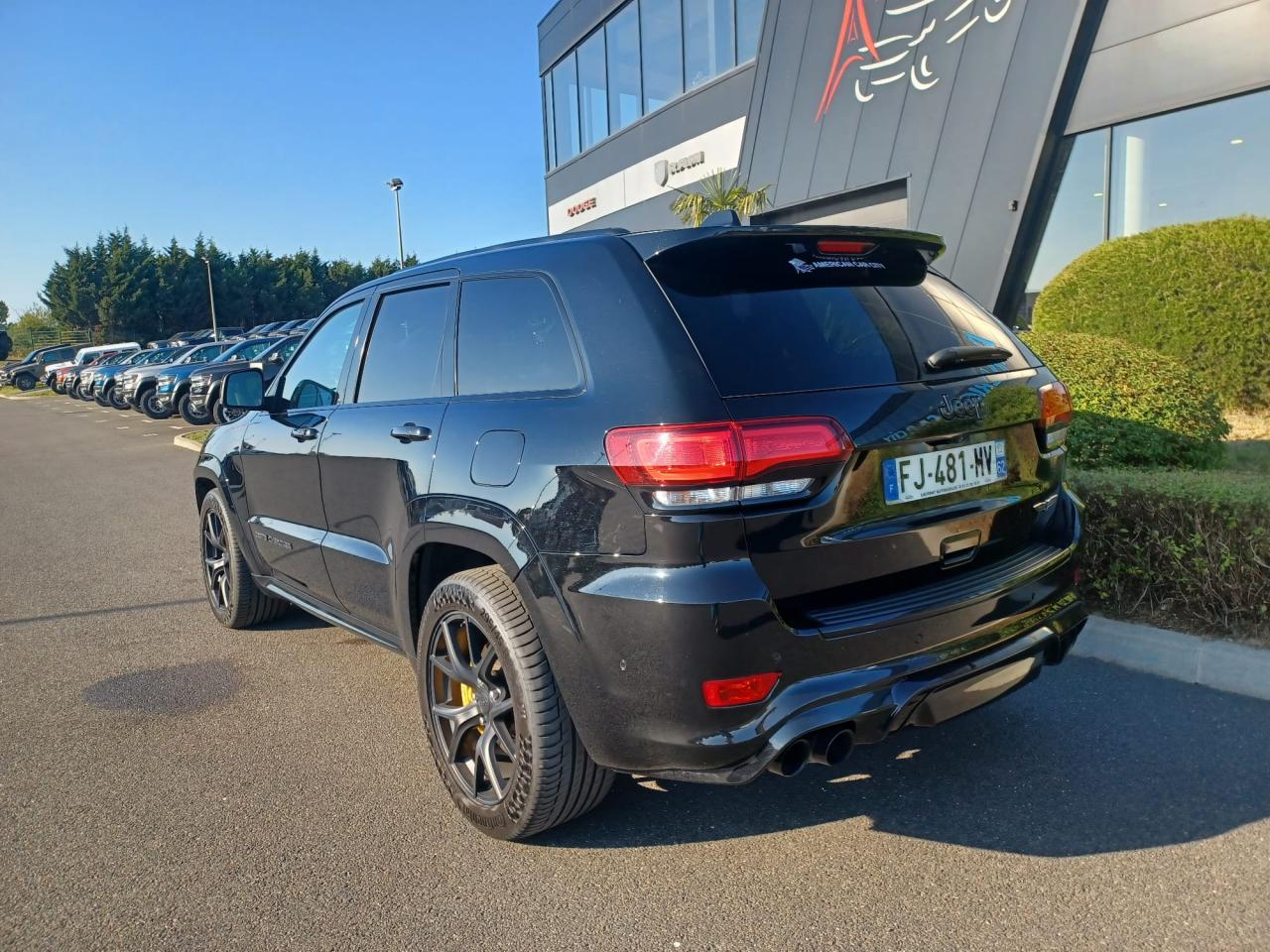 JEEP GRAND CHEROKEE TRACKHAWK v8 6.2L