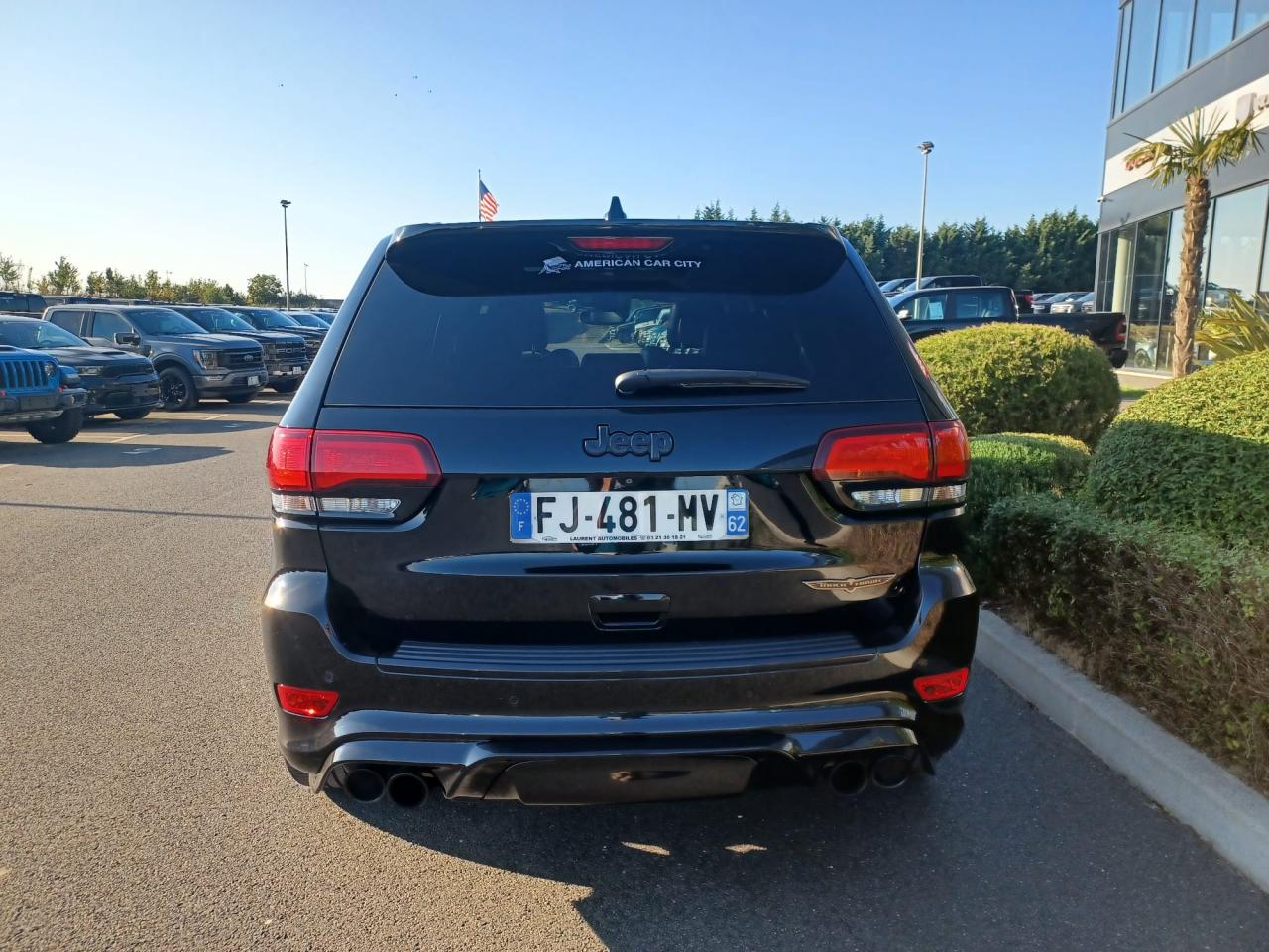 JEEP GRAND CHEROKEE TRACKHAWK v8 6.2L