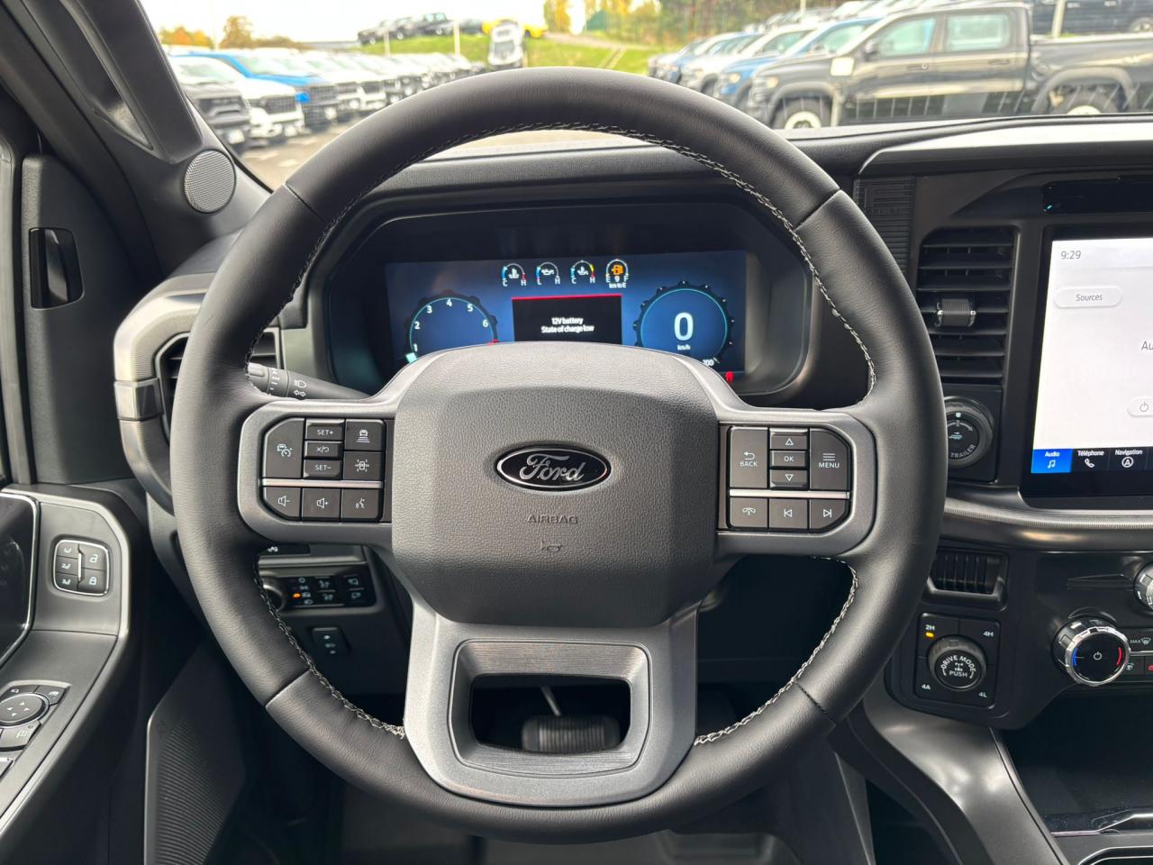 FORD F150 Supercrew LARIAT Black Package V8 5.0L