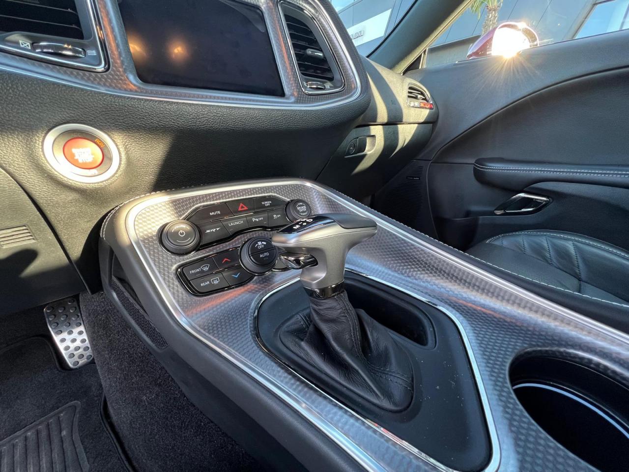 DODGE CHALLENGER SRT HELLCAT V8 6.2L 717ch