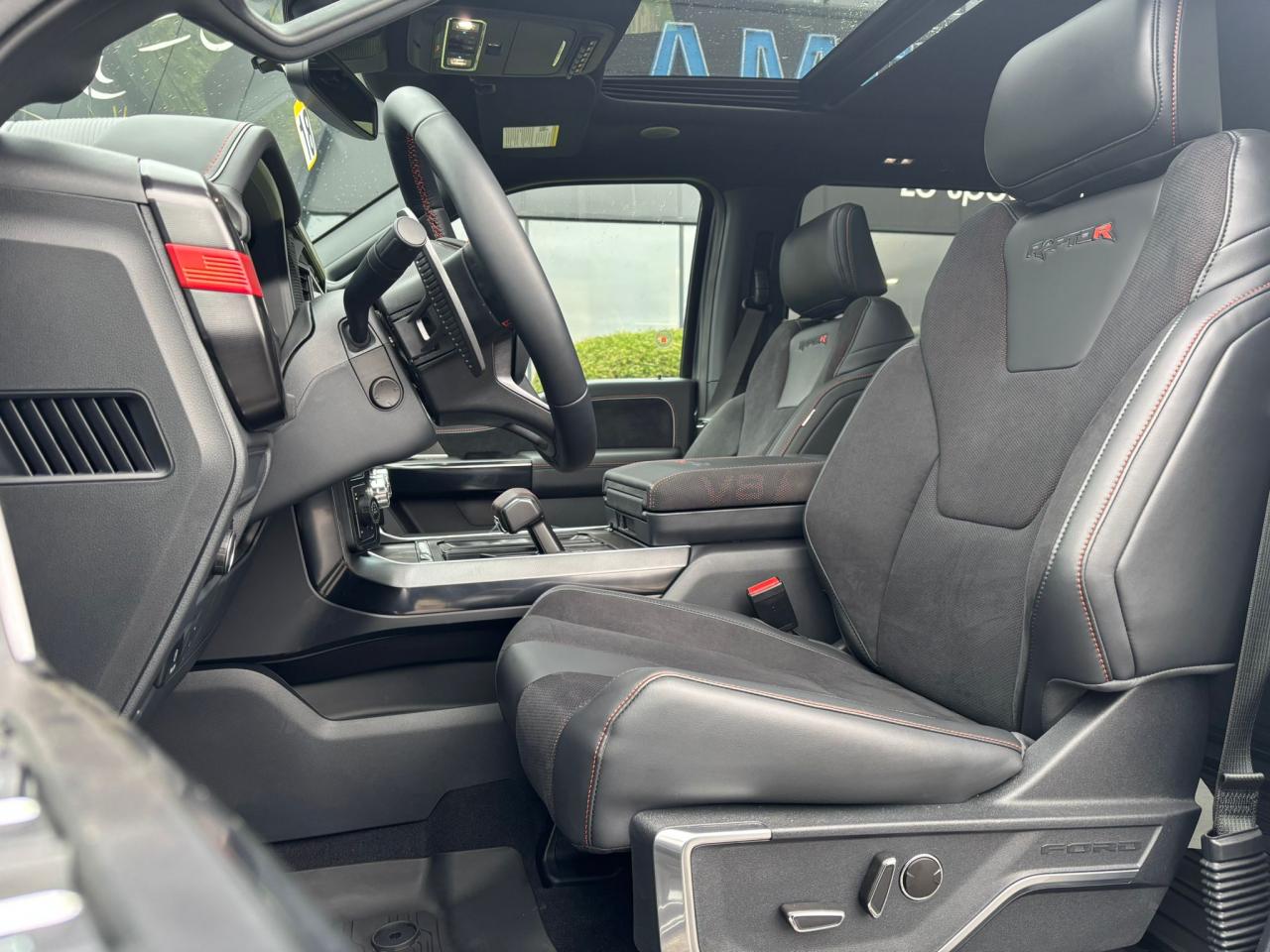 FORD F150 RAPTOR R V8 5.2L supercharged