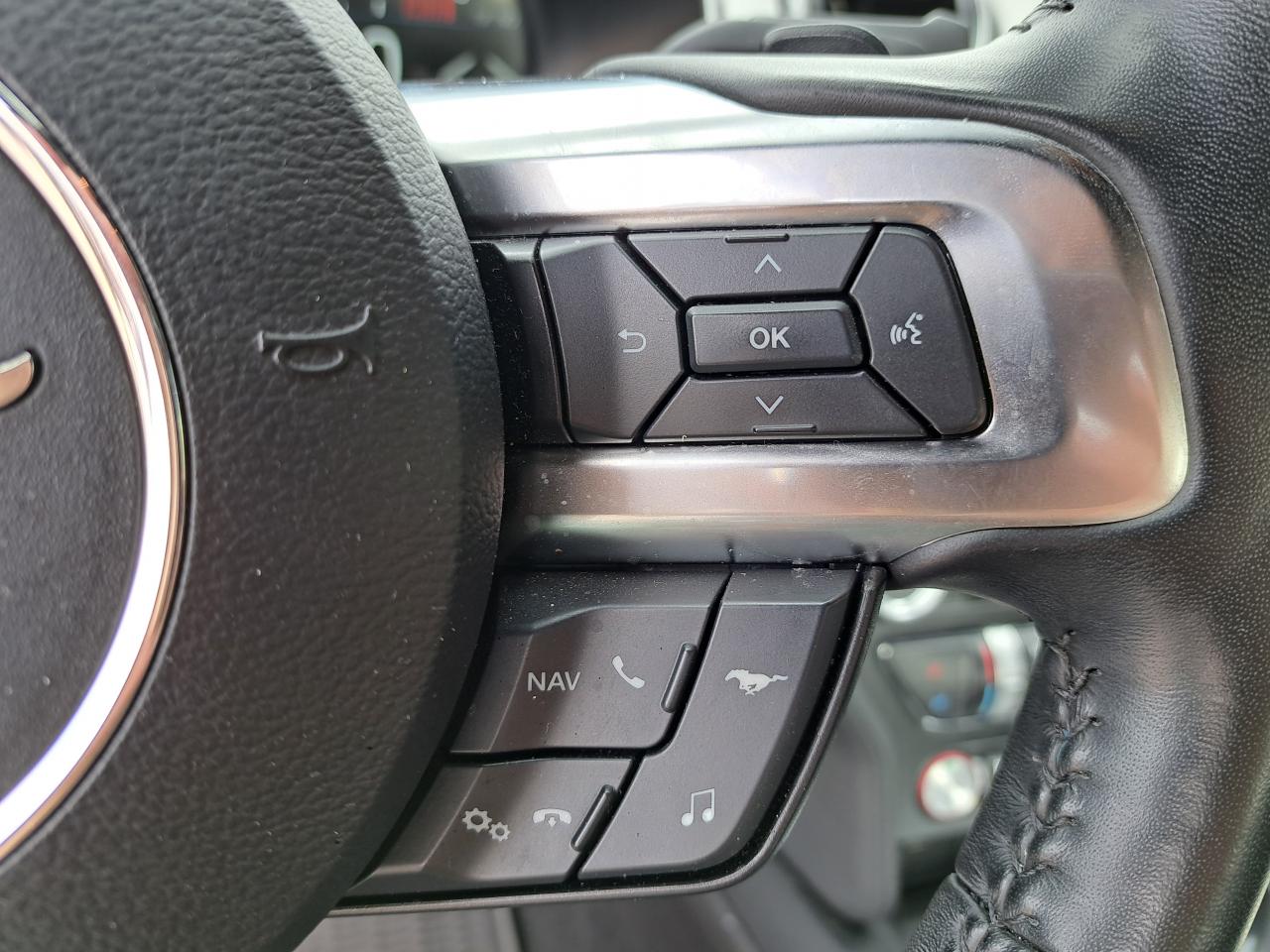FORD MUSTANG GT Fastback V8 5.0L BVA10