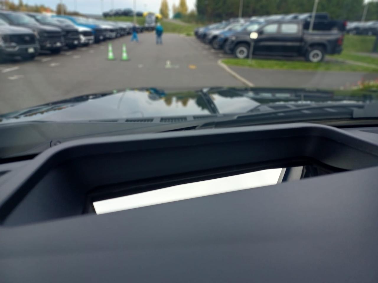 FORD F150 Supercrew LARIAT Black Package V8 5.0L