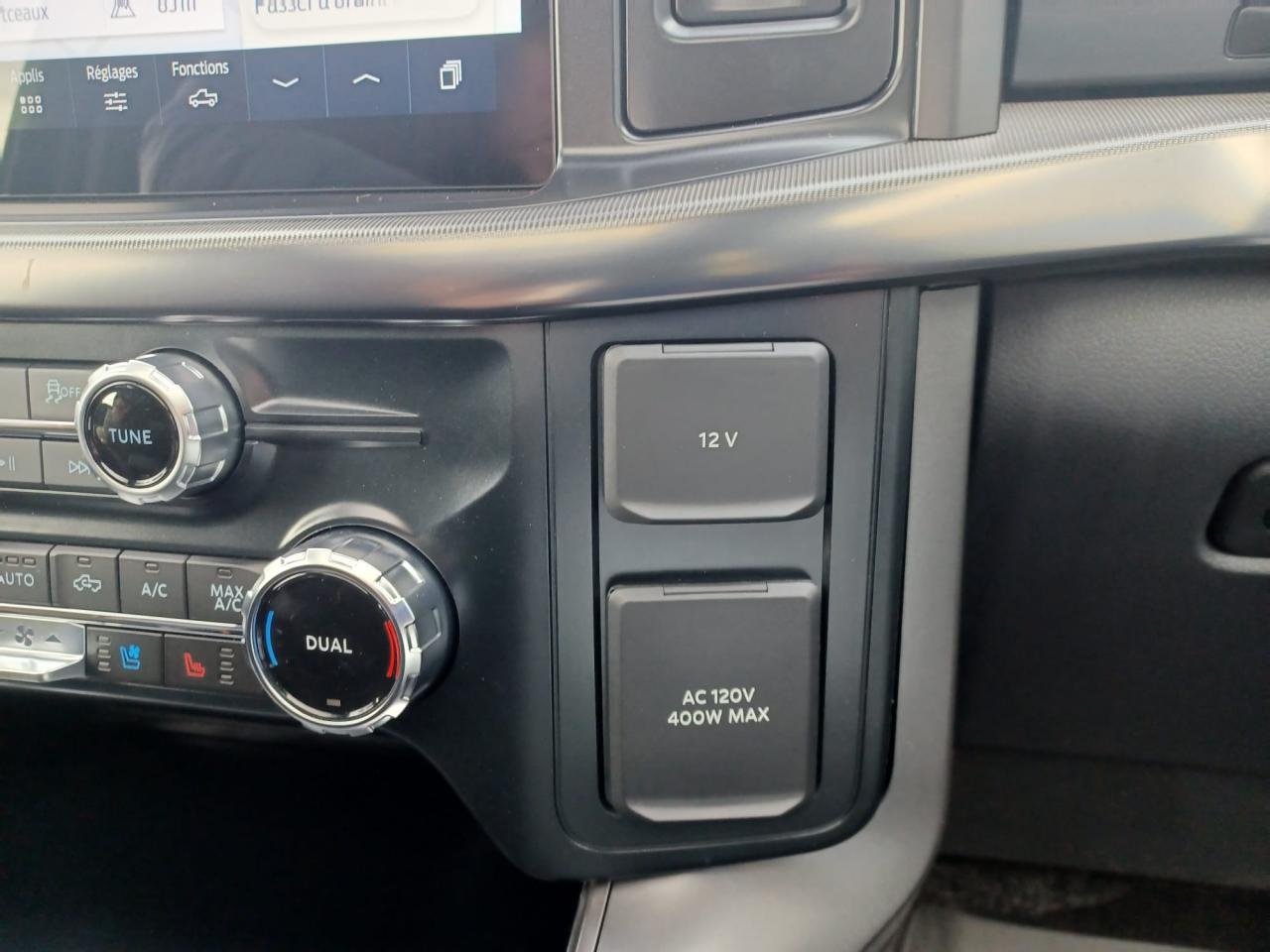 FORD F150 Supercrew LARIAT Black Package V8 5.0L