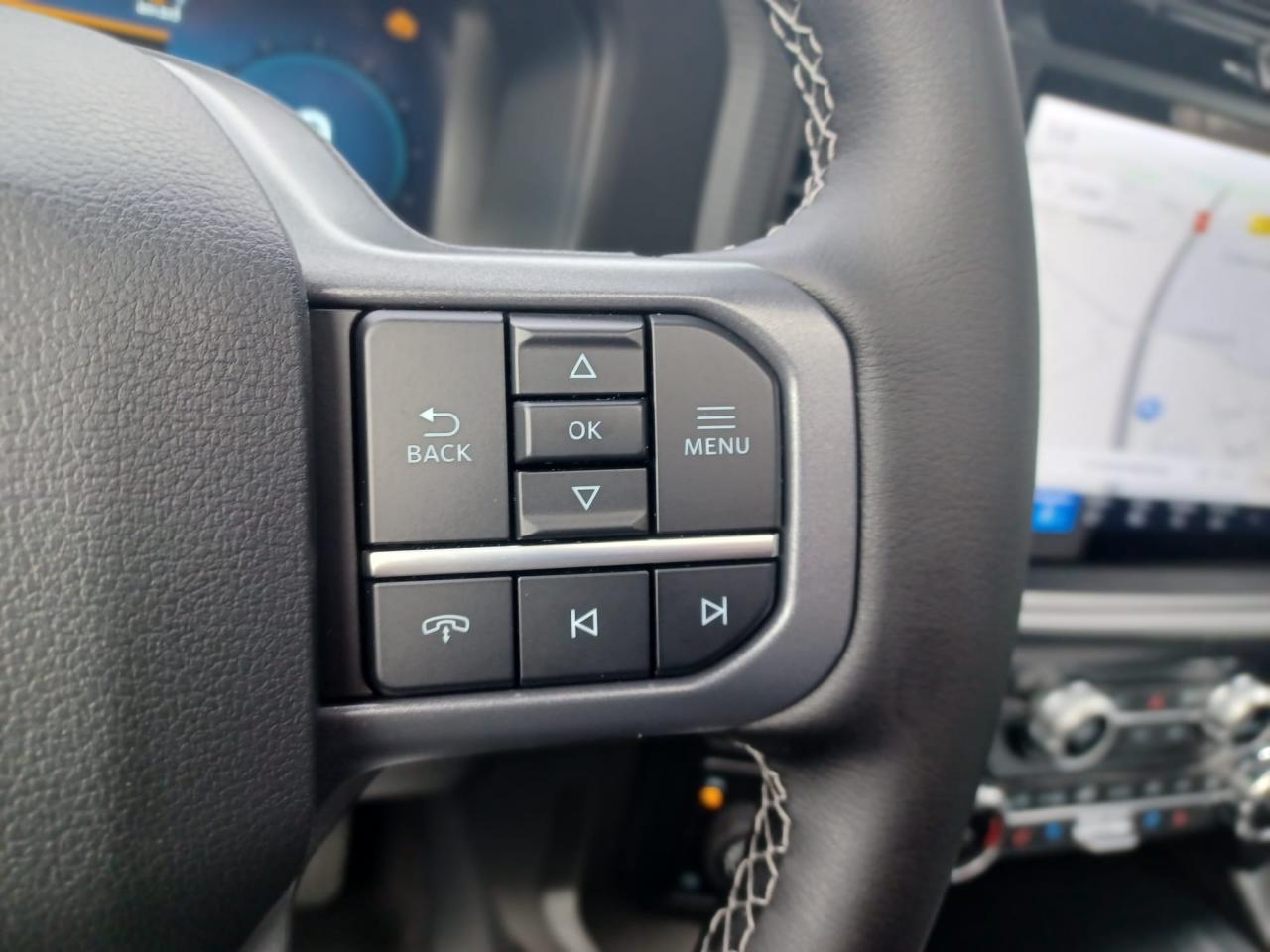 FORD F150 Supercrew LARIAT Black Package V8 5.0L