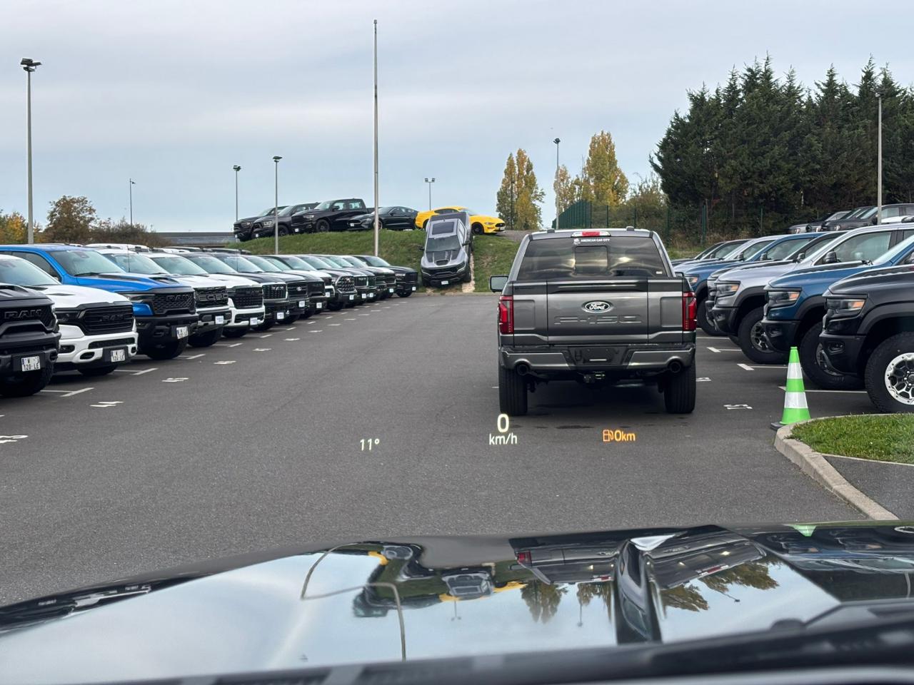 FORD F150 Supercrew LARIAT Black Package V8 5.0L