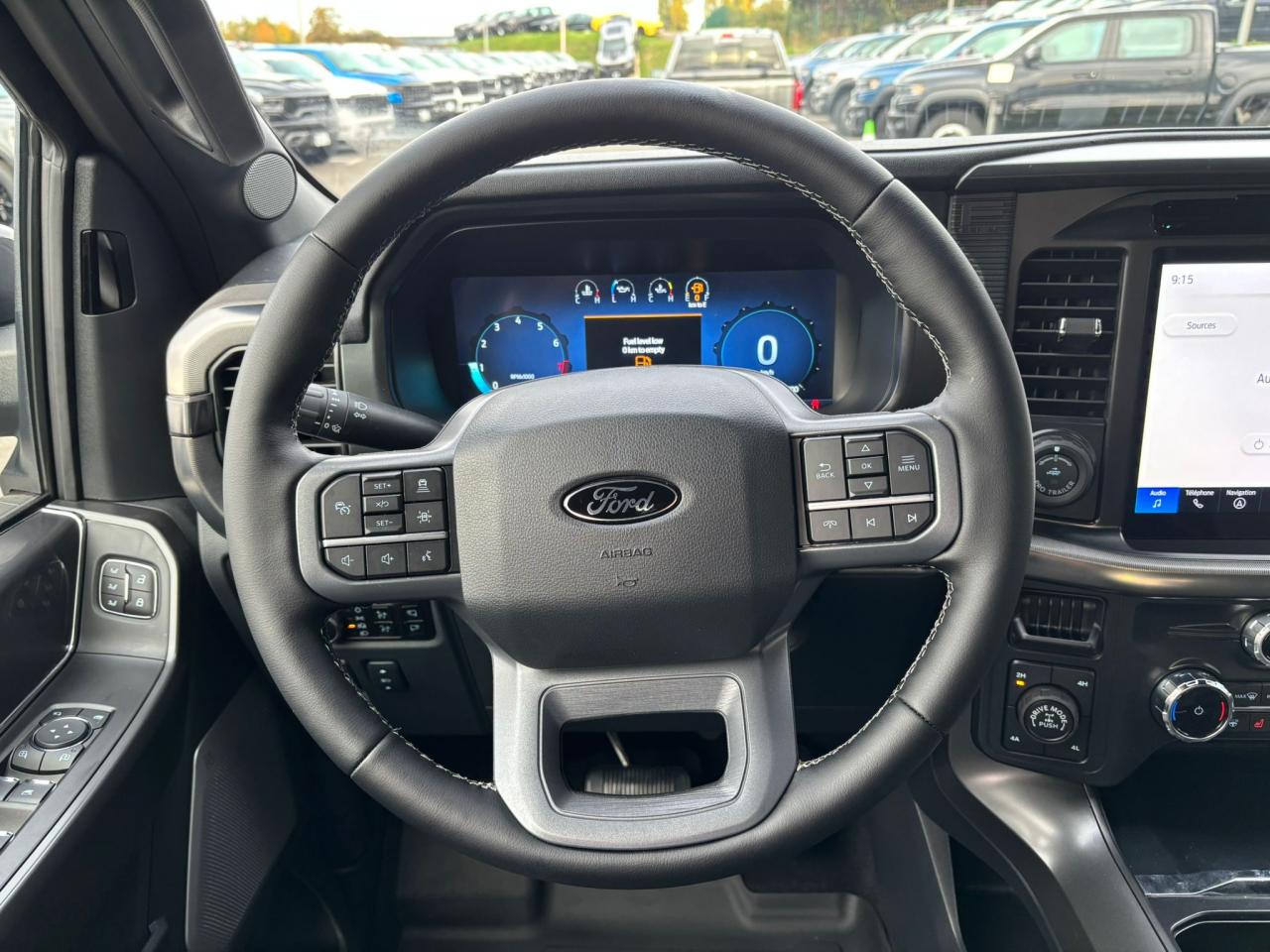 FORD F150 Supercrew LARIAT Black Package V8 5.0L