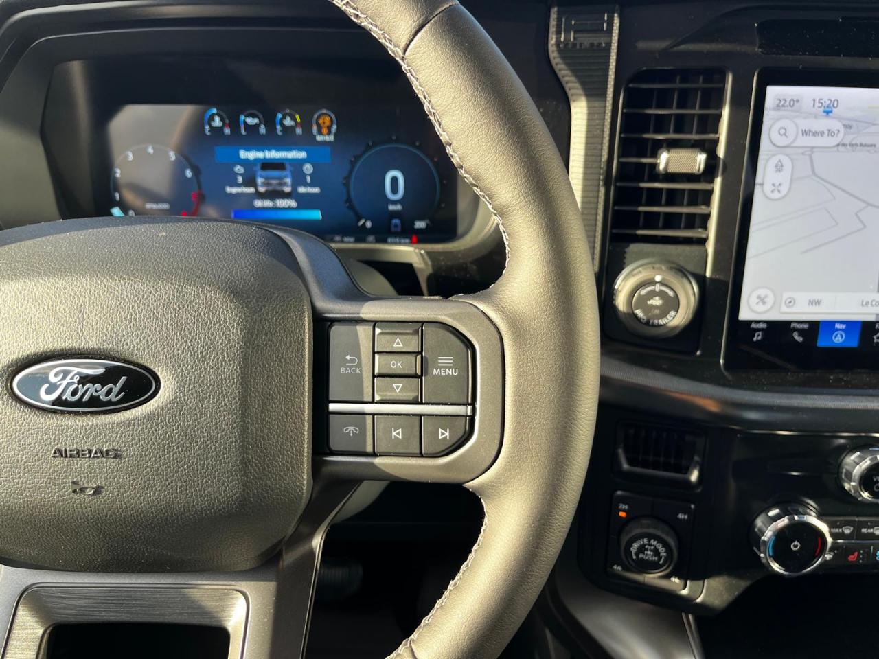 FORD F150 Supercrew LARIAT Black Package V8 5.0L