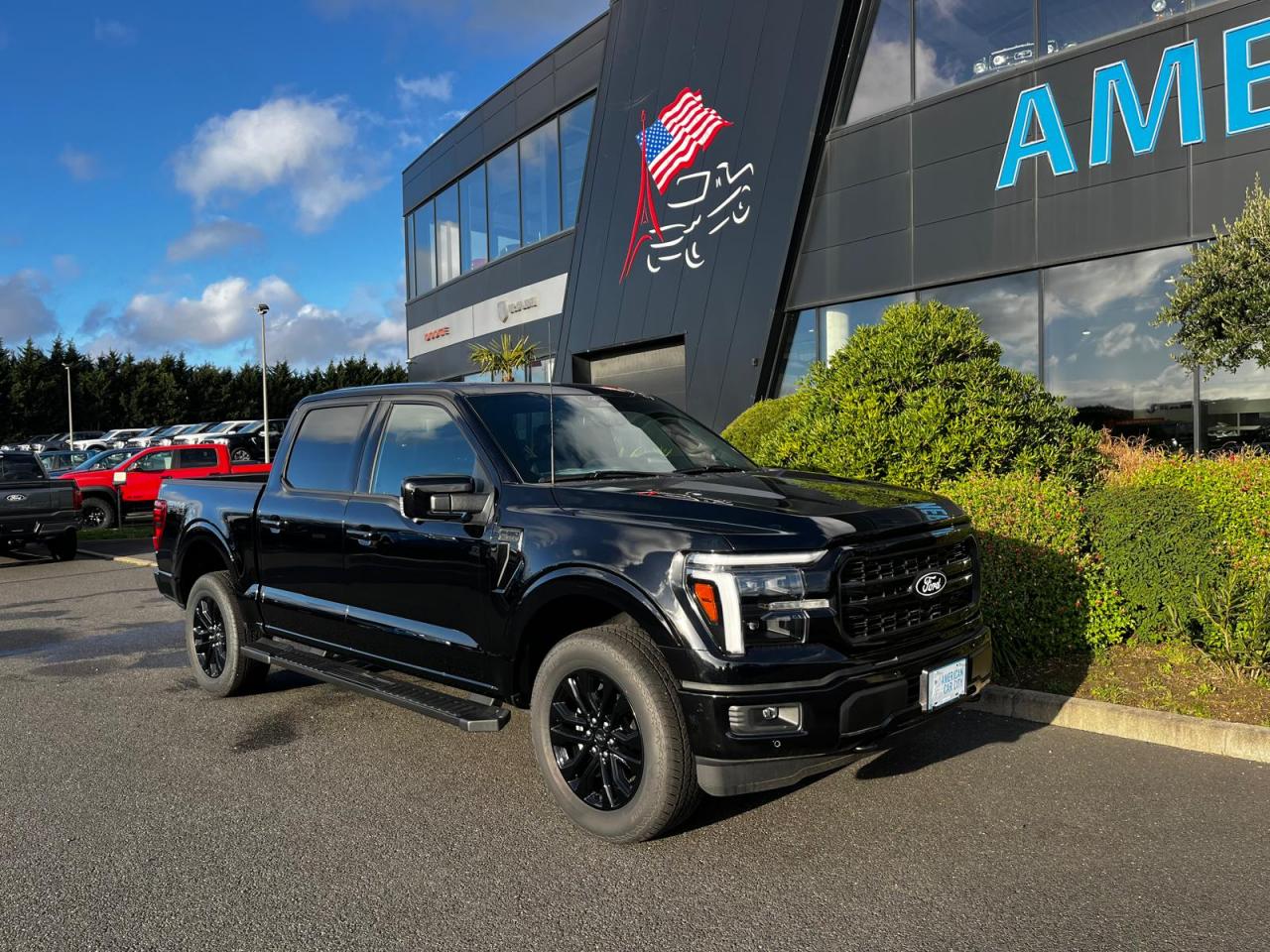 FORD F150 Supercrew LARIAT Black Package V8 5.0L