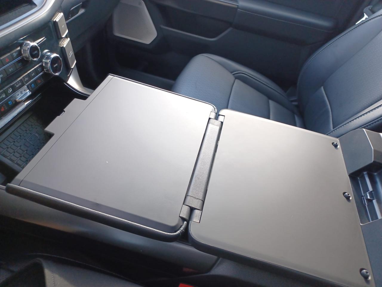 FORD F150 Supercrew LARIAT Black Package V8 5.0L