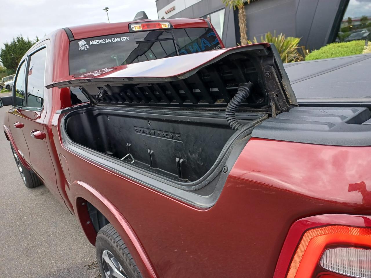 DODGE RAM 1500 CREW CAB Longhorn RAMBOX - vente marchand