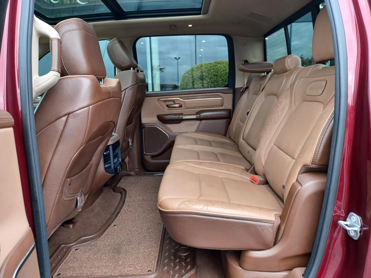DODGE RAM 1500 CREW CAB Longhorn RAMBOX - vente marchand