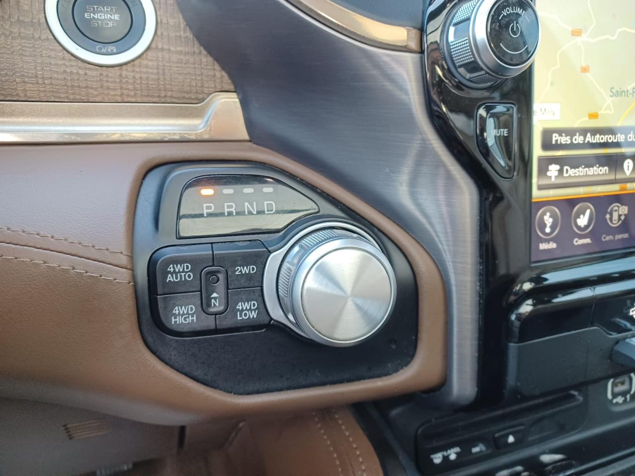 DODGE RAM 1500 CREW CAB Longhorn RAMBOX - vente marchand