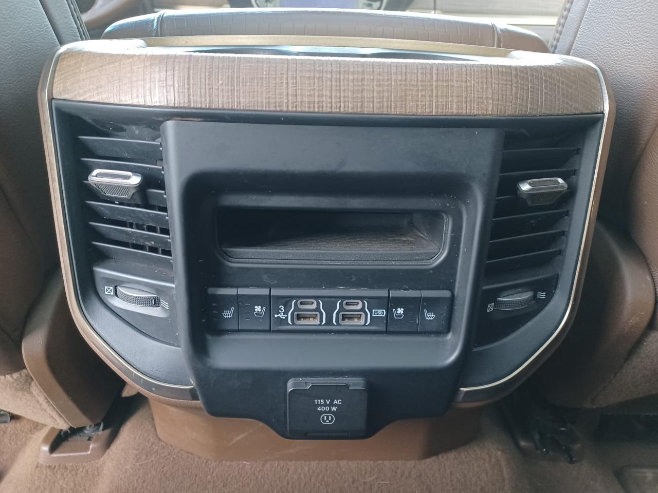 DODGE RAM 1500 CREW CAB Longhorn RAMBOX - vente marchand