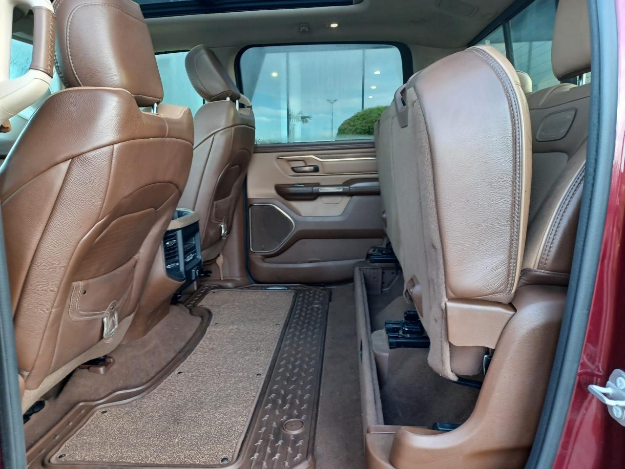 DODGE RAM 1500 CREW CAB Longhorn RAMBOX - vente marchand