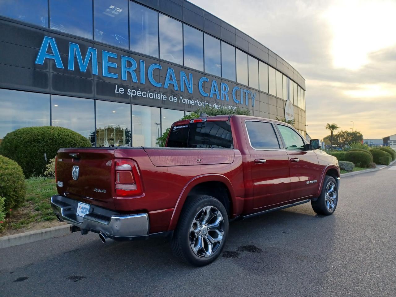 DODGE RAM 1500 CREW CAB Longhorn RAMBOX - vente marchand