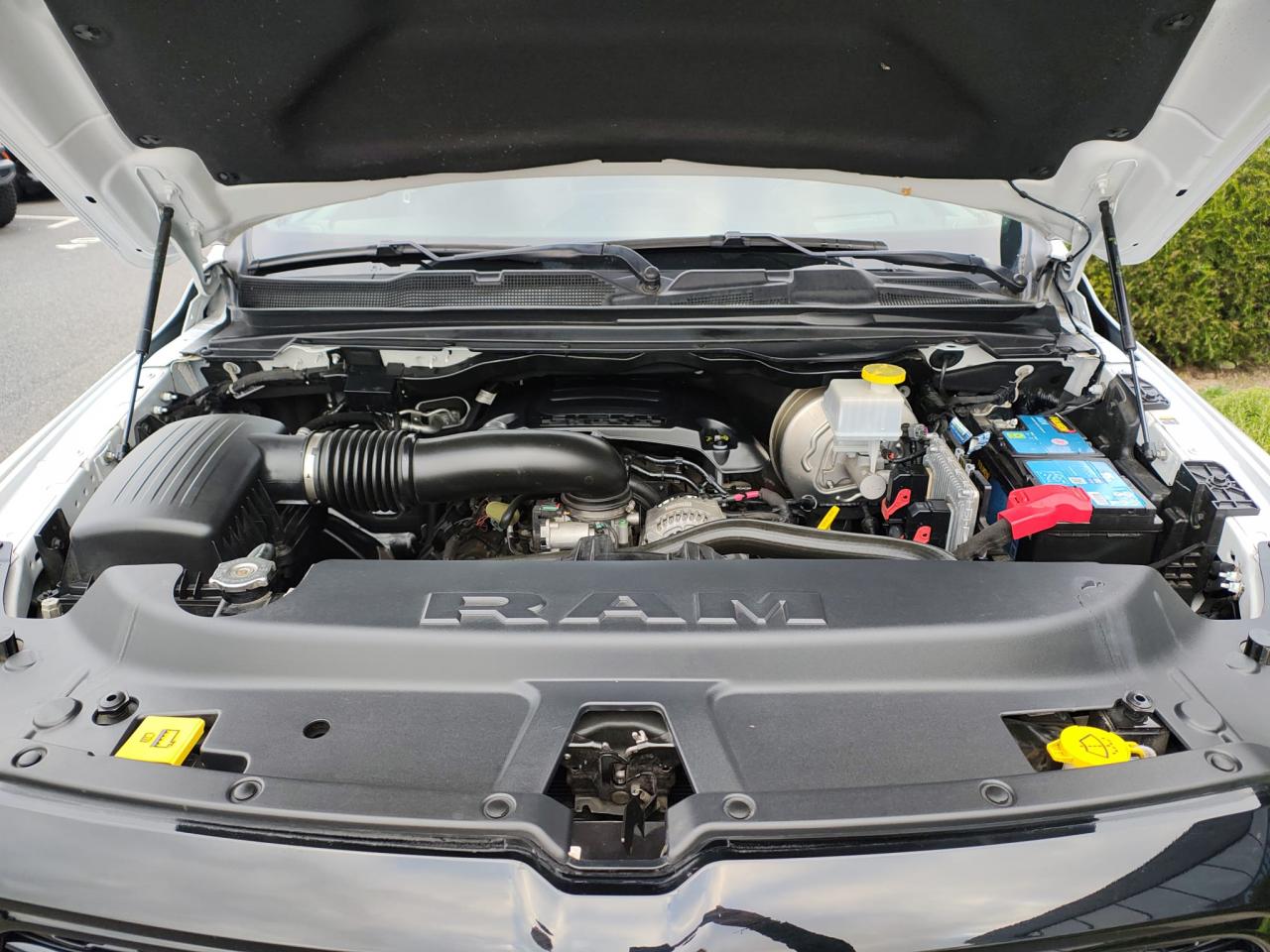 DODGE RAM 1500 CREW LIMITED NIGHT EDITION RAMBOX HAYON MULTI