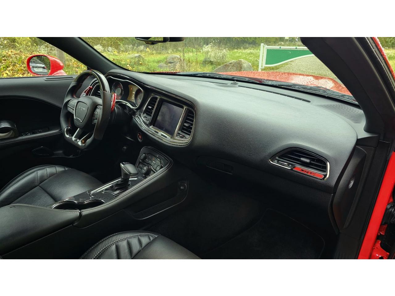 DODGE CHALLENGER SRT HELLCAT V8 6.2L 717hp