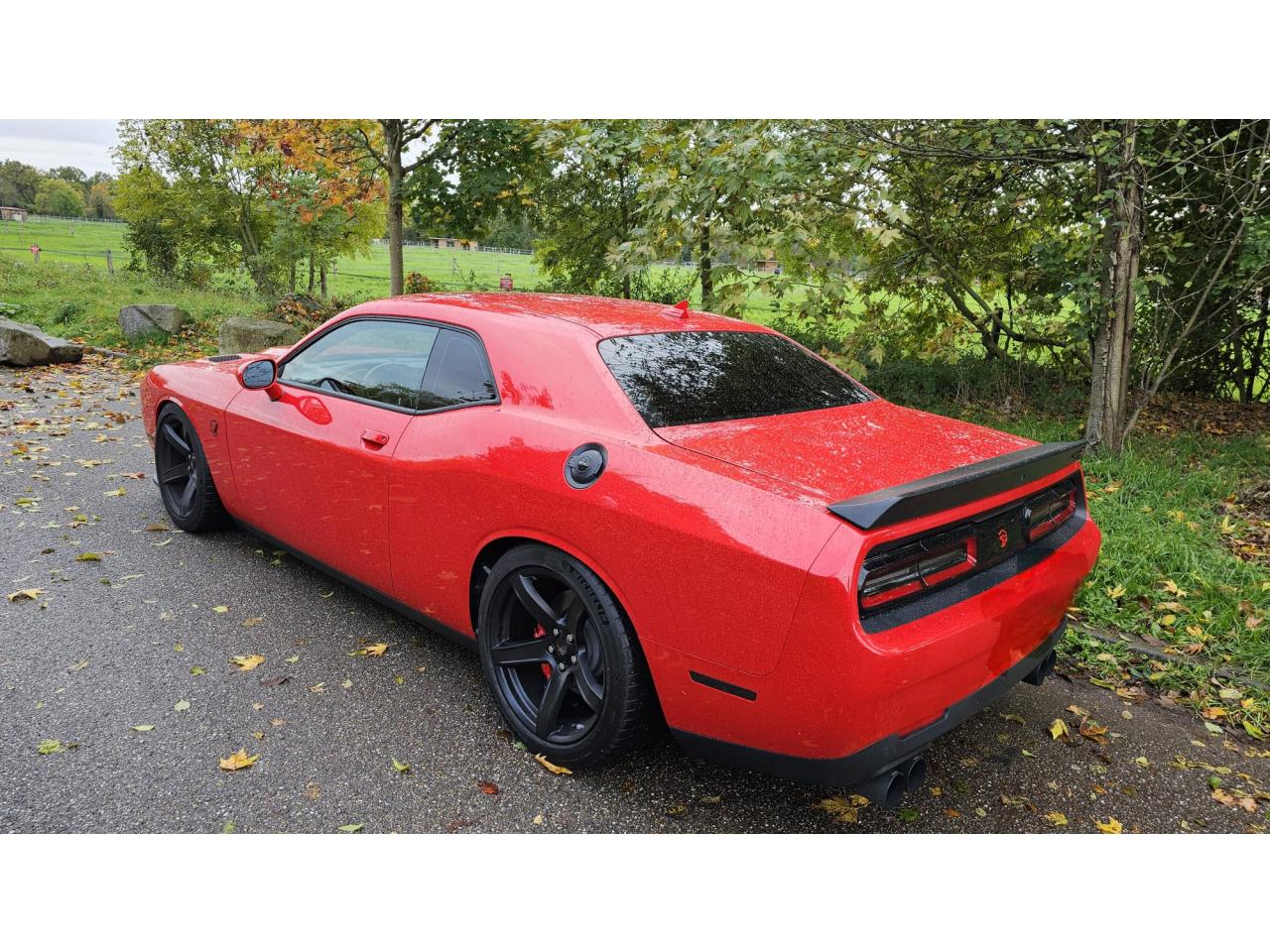 DODGE CHALLENGER SRT HELLCAT V8 6.2L 717hp