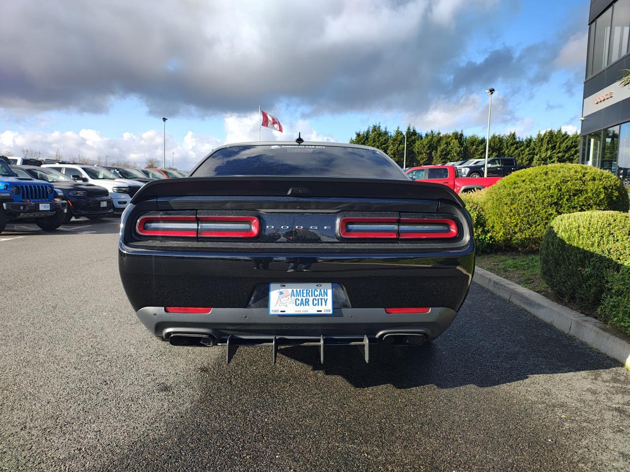 DODGE CHALLENGER SRT HELLCAT V8 6.2L 707hp