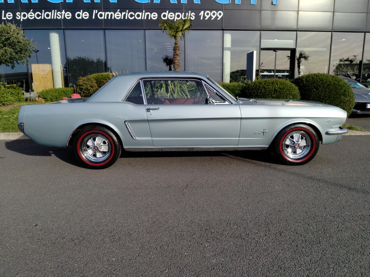 FORD MUSTANG 64 1/2 UNE DES TOUTES PREMIERES FABRIQUEES