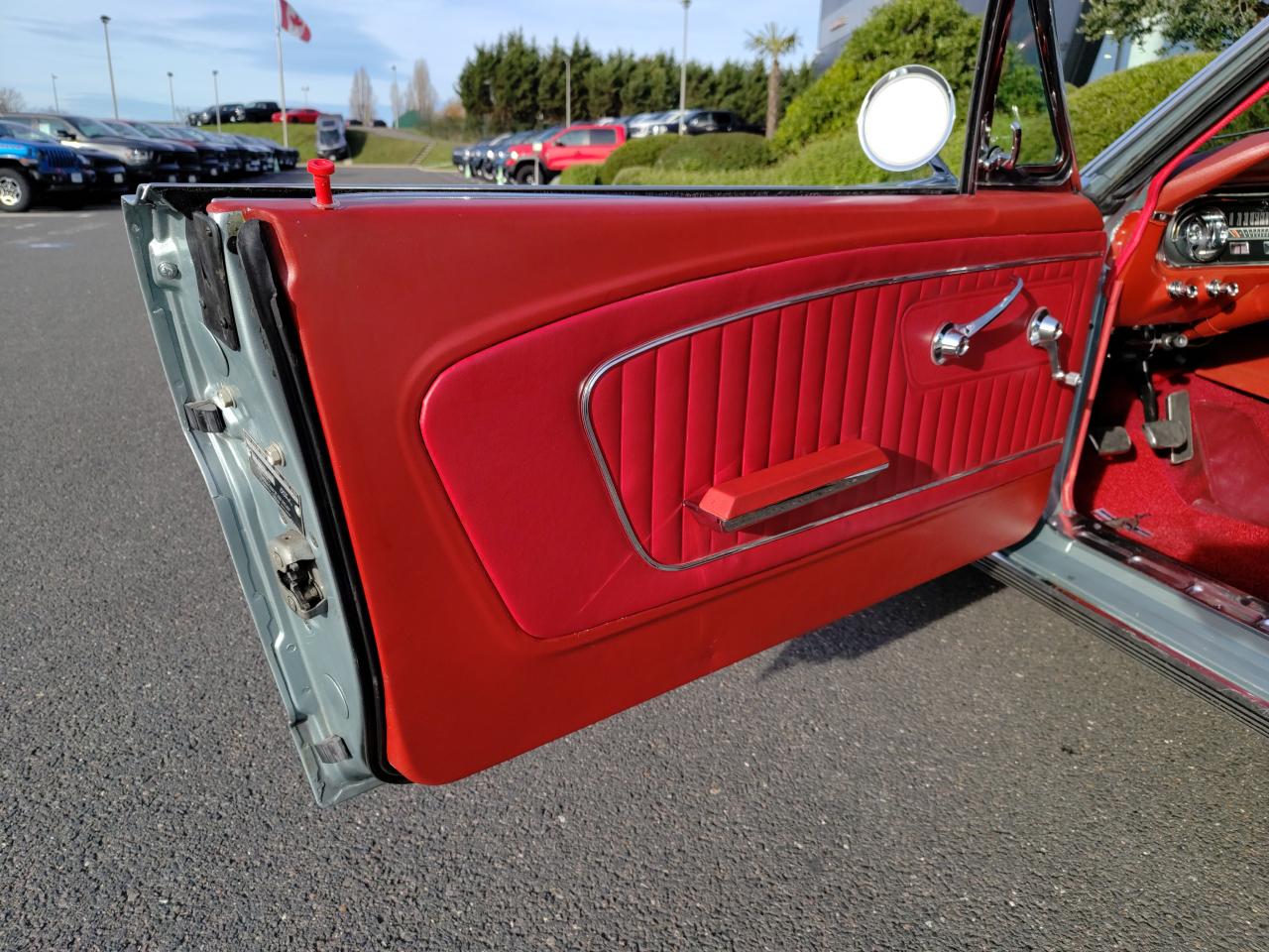 FORD MUSTANG 64 1/2 UNE DES TOUTES PREMIERES FABRIQUEES