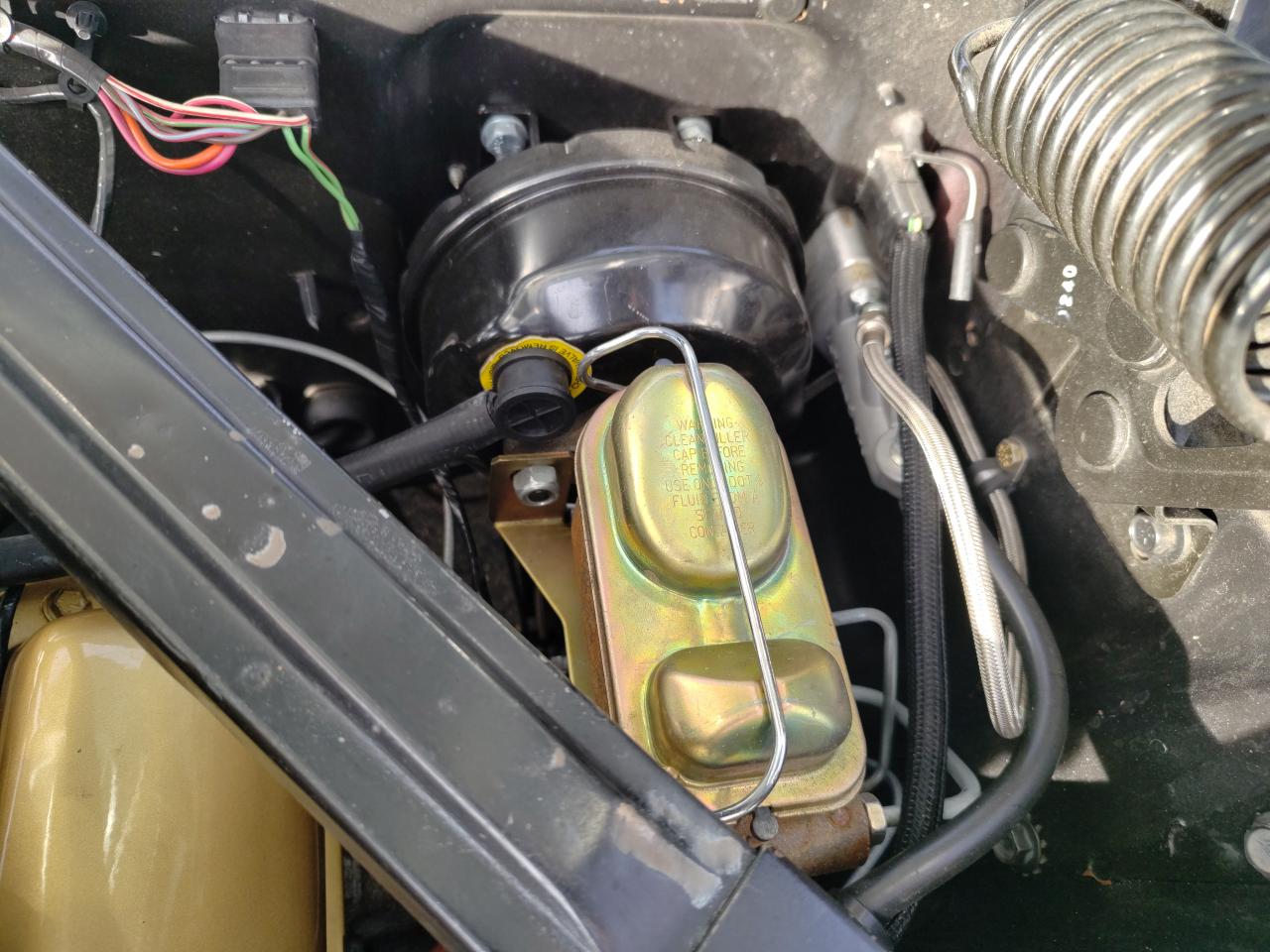 FORD MUSTANG 64 1/2 UNE DES TOUTES PREMIERES FABRIQUEES