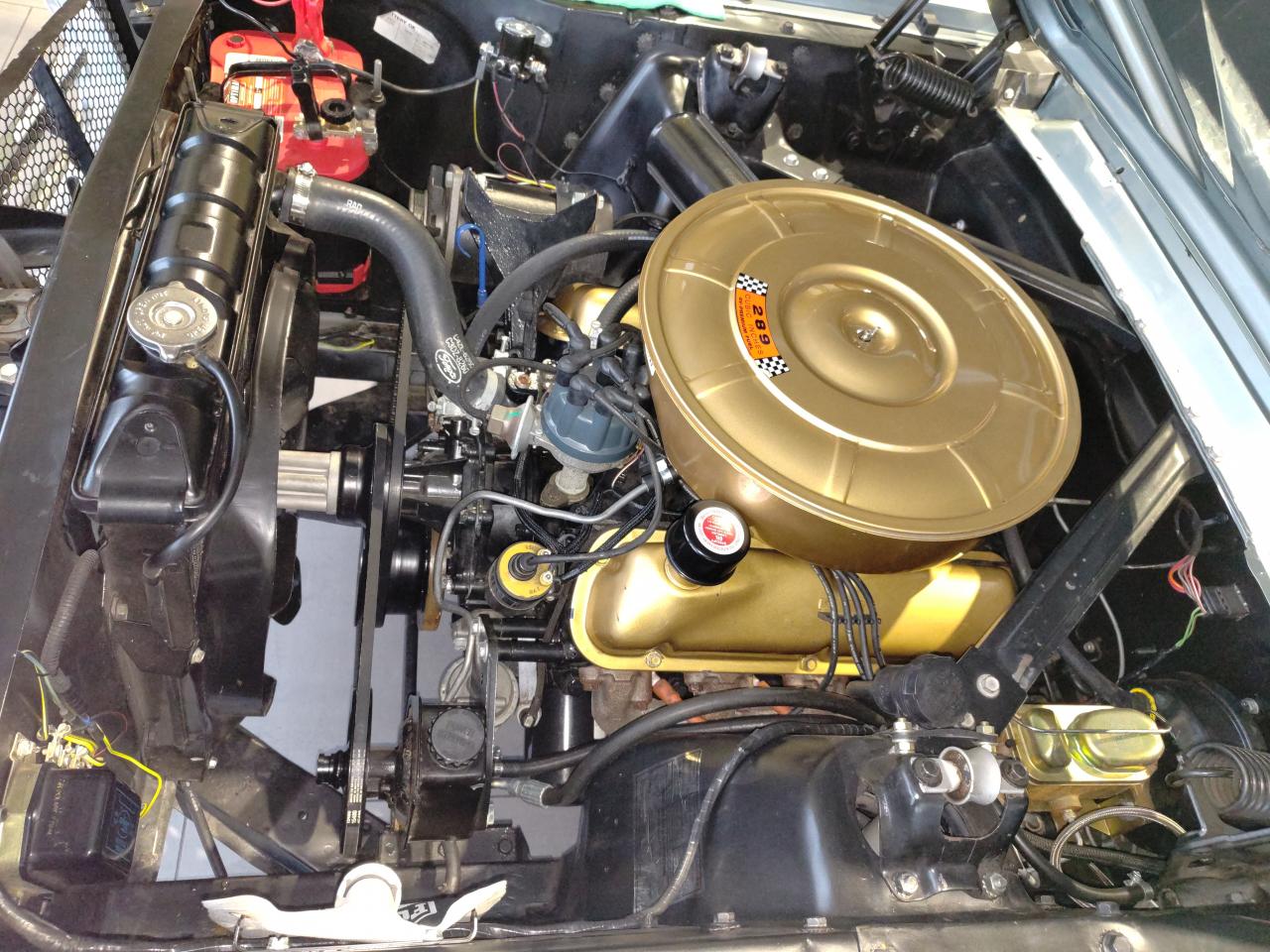 FORD MUSTANG 64 1/2 UNE DES TOUTES PREMIERES FABRIQUEES