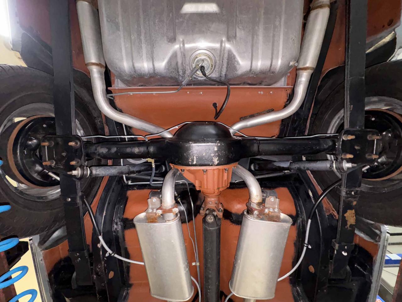 FORD MUSTANG 64 1/2 UNE DES TOUTES PREMIERES FABRIQUEES