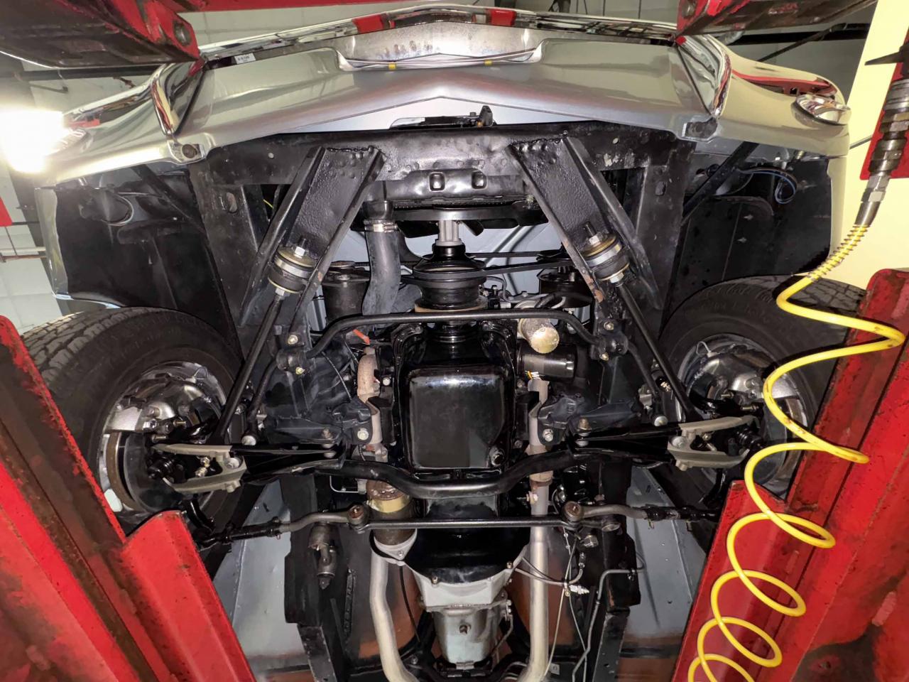 FORD MUSTANG 64 1/2 UNE DES TOUTES PREMIERES FABRIQUEES