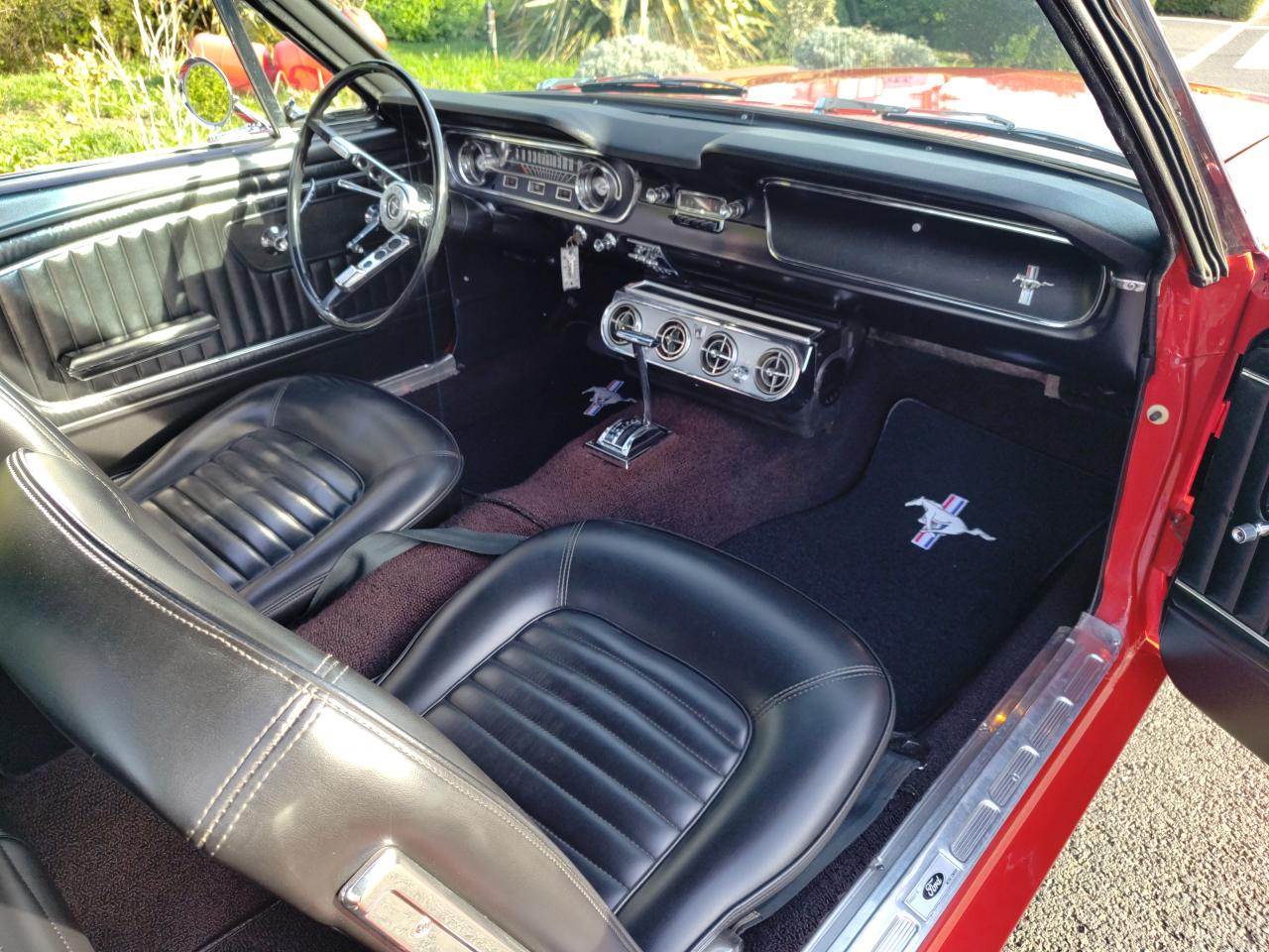 FORD MUSTANG CABRIOLET 64 1/2 UNE DES TOUTES PREMIERES FABRIQUEES