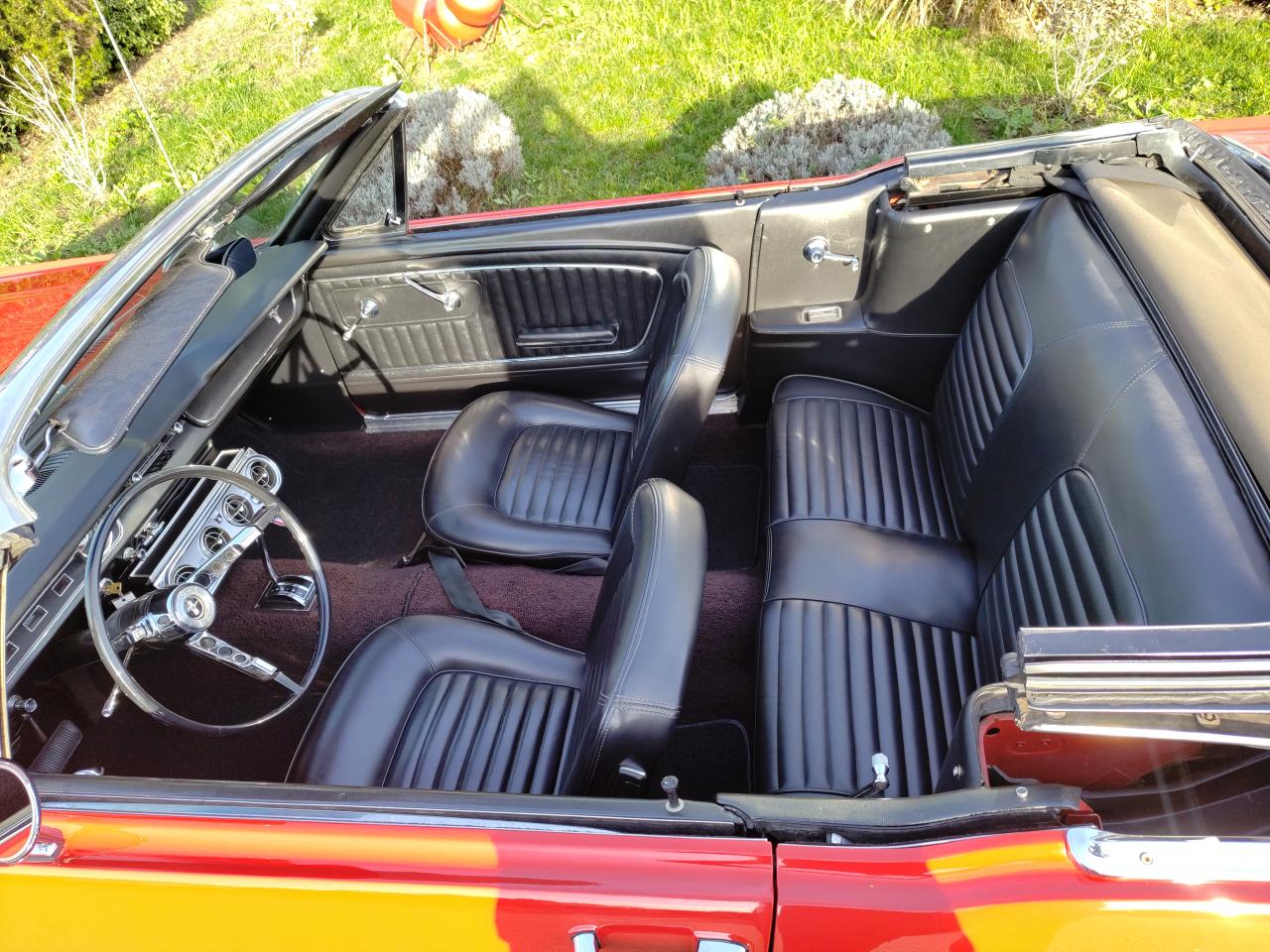 FORD MUSTANG CABRIOLET 64 1/2 UNE DES TOUTES PREMIERES FABRIQUEES