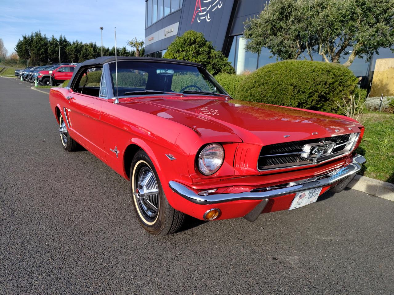 FORD MUSTANG CABRIOLET 64 1/2 UNE DES TOUTES PREMIERES FABRIQUEES